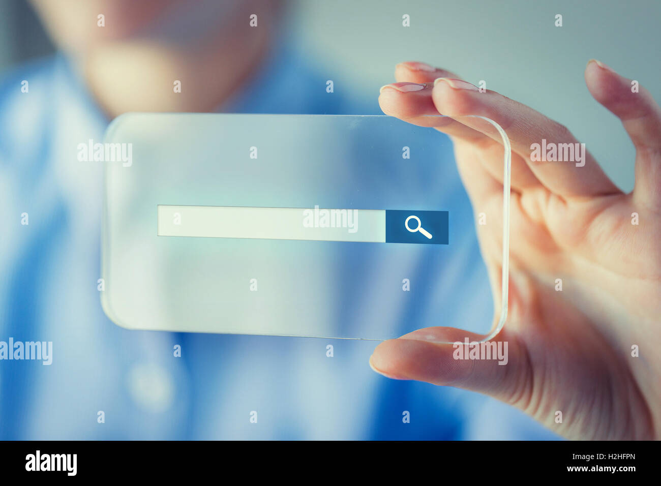 Smartphone search bar hi-res stock photography and images - Alamy