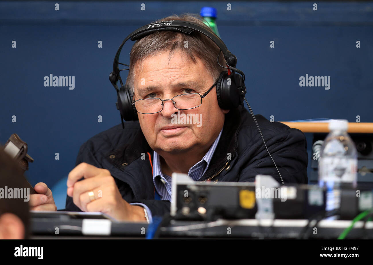 Александр александрович кузмак. Владимир гомельский, спортивный телекомментатор, журналист. Кирилл набутов. Василий уткин. Дмитрий губерниев.