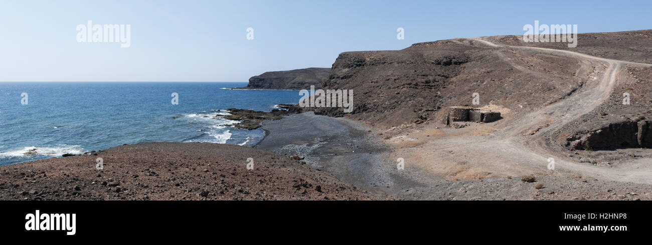 Fuerteventura, Canary Islands: the dirt road to Pozo Negro Stock Photo