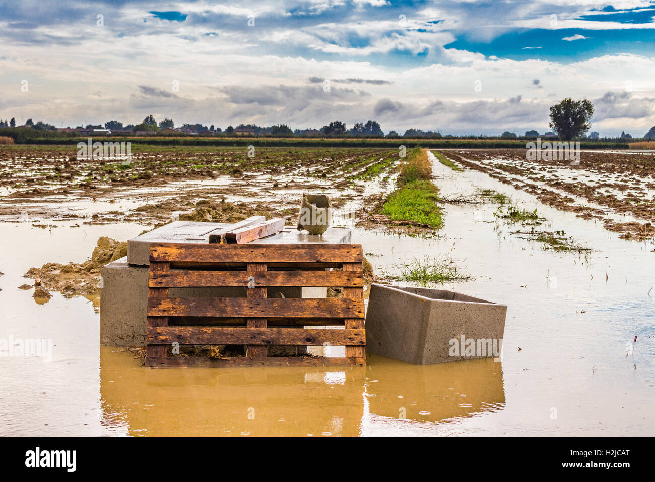 Italian countryside flooded by storm Stock Photo - Alamy