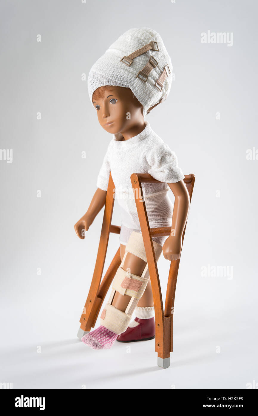 Leg splint hires stock photography and images Alamy