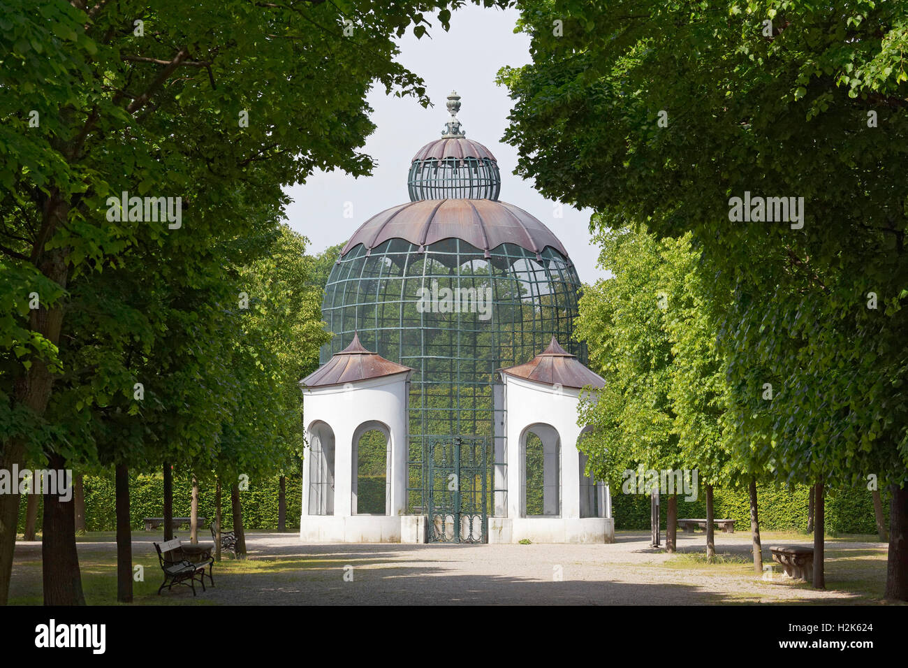 Dovecote, birdhouse, Schloss Schönbrunn, Hietzing, Vienna, Austria Stock Photo