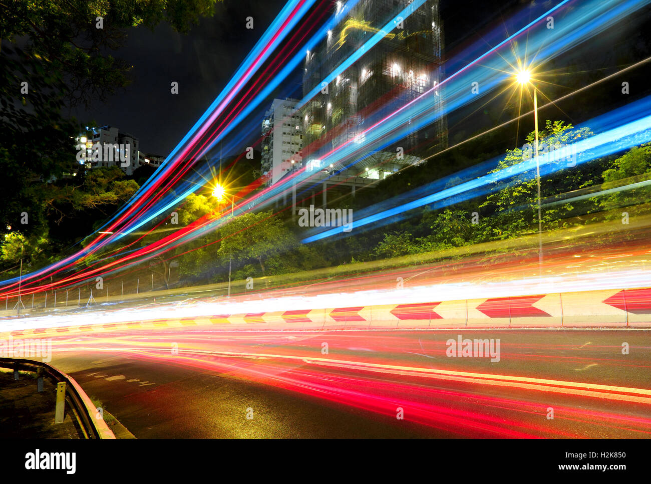 Red light traffic night hi-res stock photography and images - Alamy