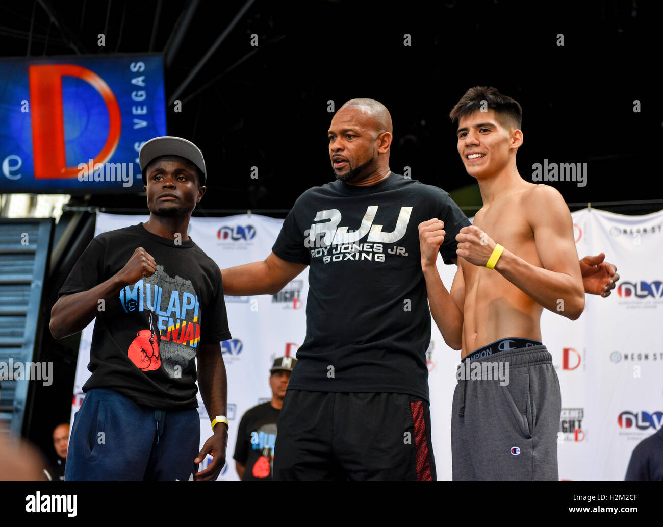 Las Vegas, Nevada, USA. 29th September, 2016.  Bantamweight fighters  Max Ornelas and Mulapi Enjani weigh in for Friday nights “Knockout Night at the D” series, presented by the D Las Vegas and DLVEC, and is promoted by Roy Jones Jr. Credit:  Ken Howard/Alamy Live News Stock Photo