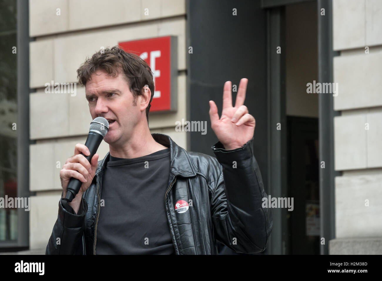 Simon elmer hires stock photography and images Alamy