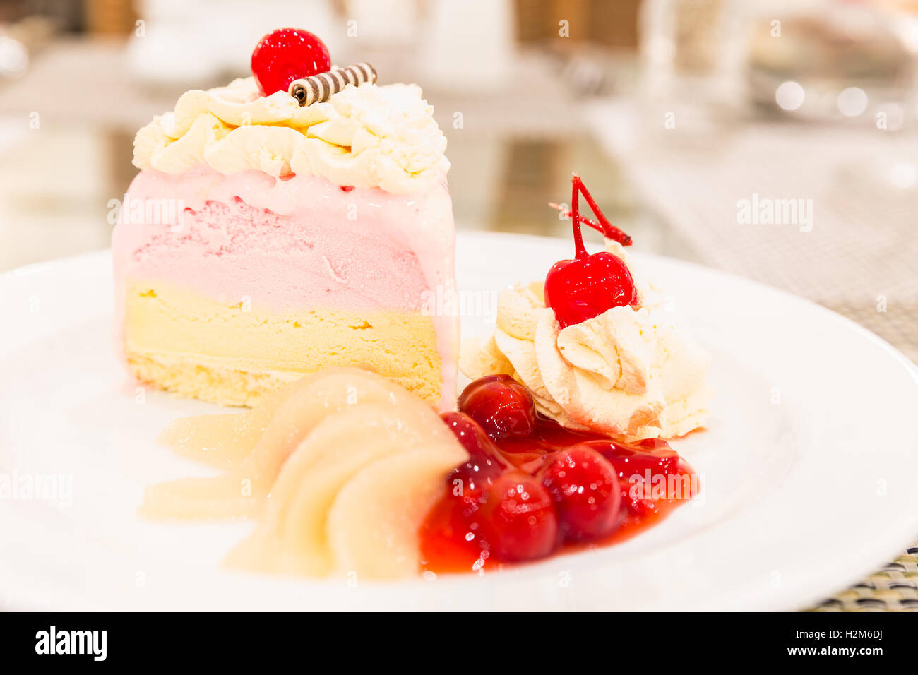 Strawberry Ice cream cake with fruit Stock Photo - Alamy