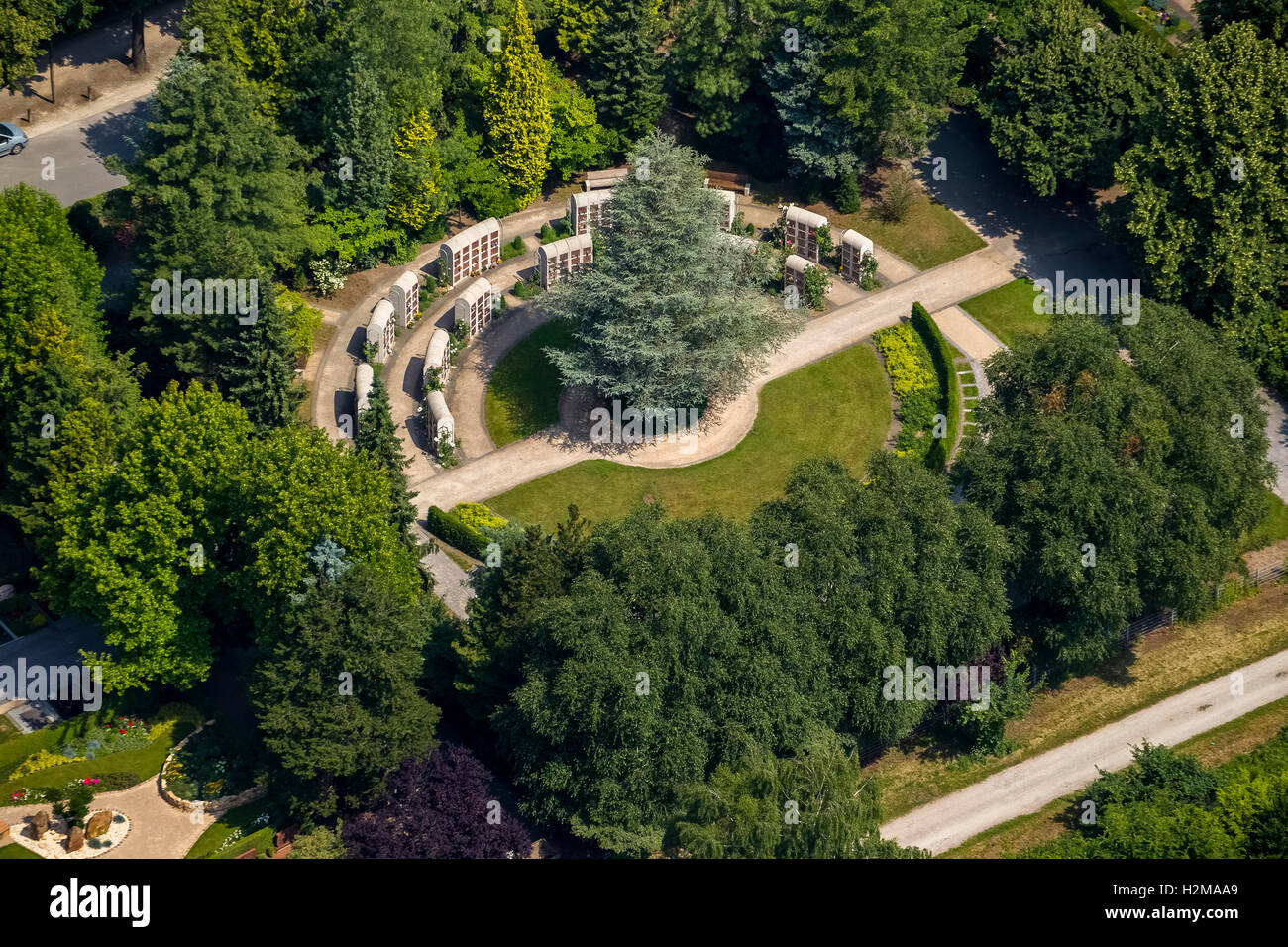 aerial, Cemetery in Lippstadt - columbarium, stealing graves, urn in a semicircle, Lippstadt, Soest Boerde,  planned city Stock Photo
