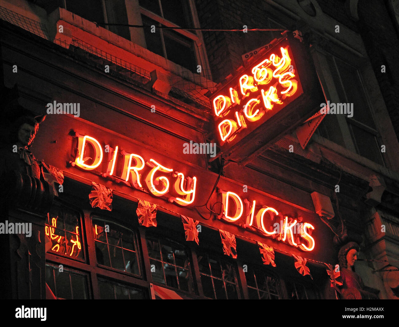 Dirty Dicks 18th Cent Pub, Liverpool Street/ Bishopsgate, London, UK Stock Photo