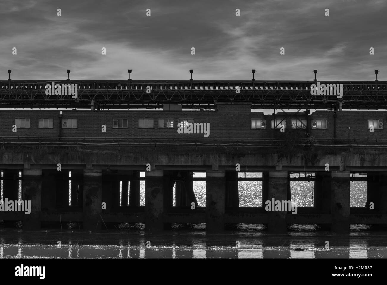 Riverside jetty Black and White Stock Photos & Images - Alamy