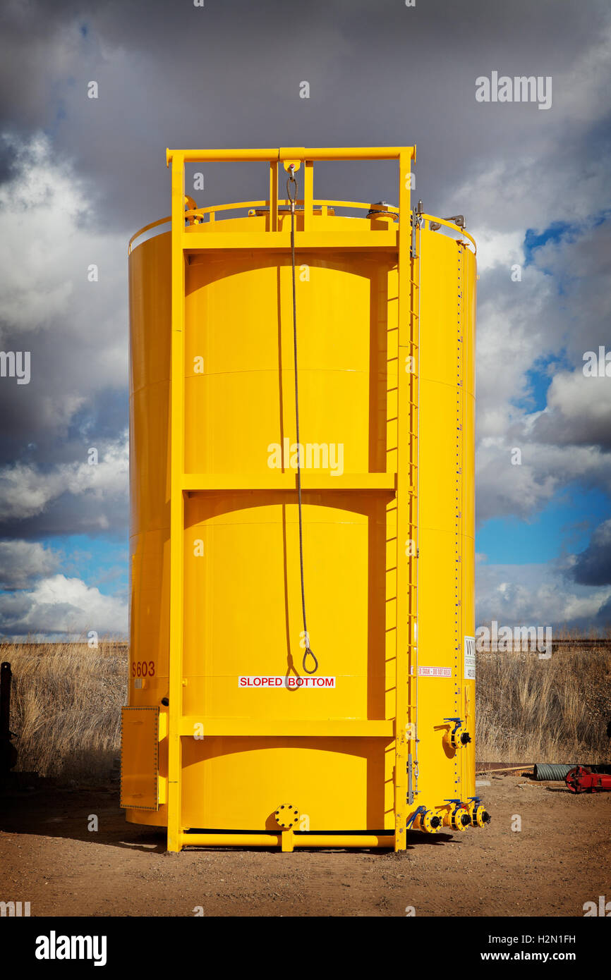 Sloped Bottom Oil Storage Tank Stock Photo Alamy