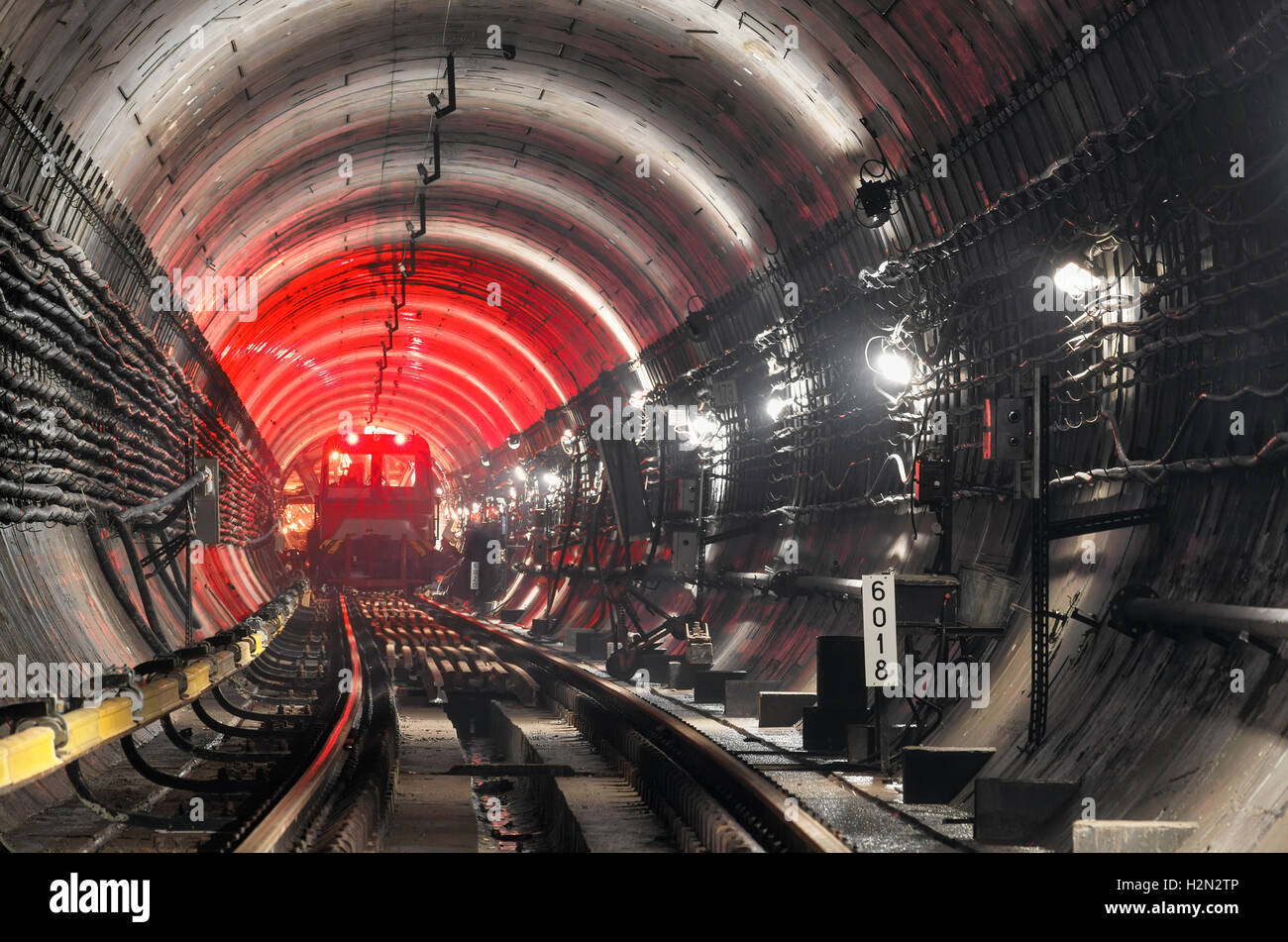Subway tunnel in moscow city hi-res stock photography and images - Alamy