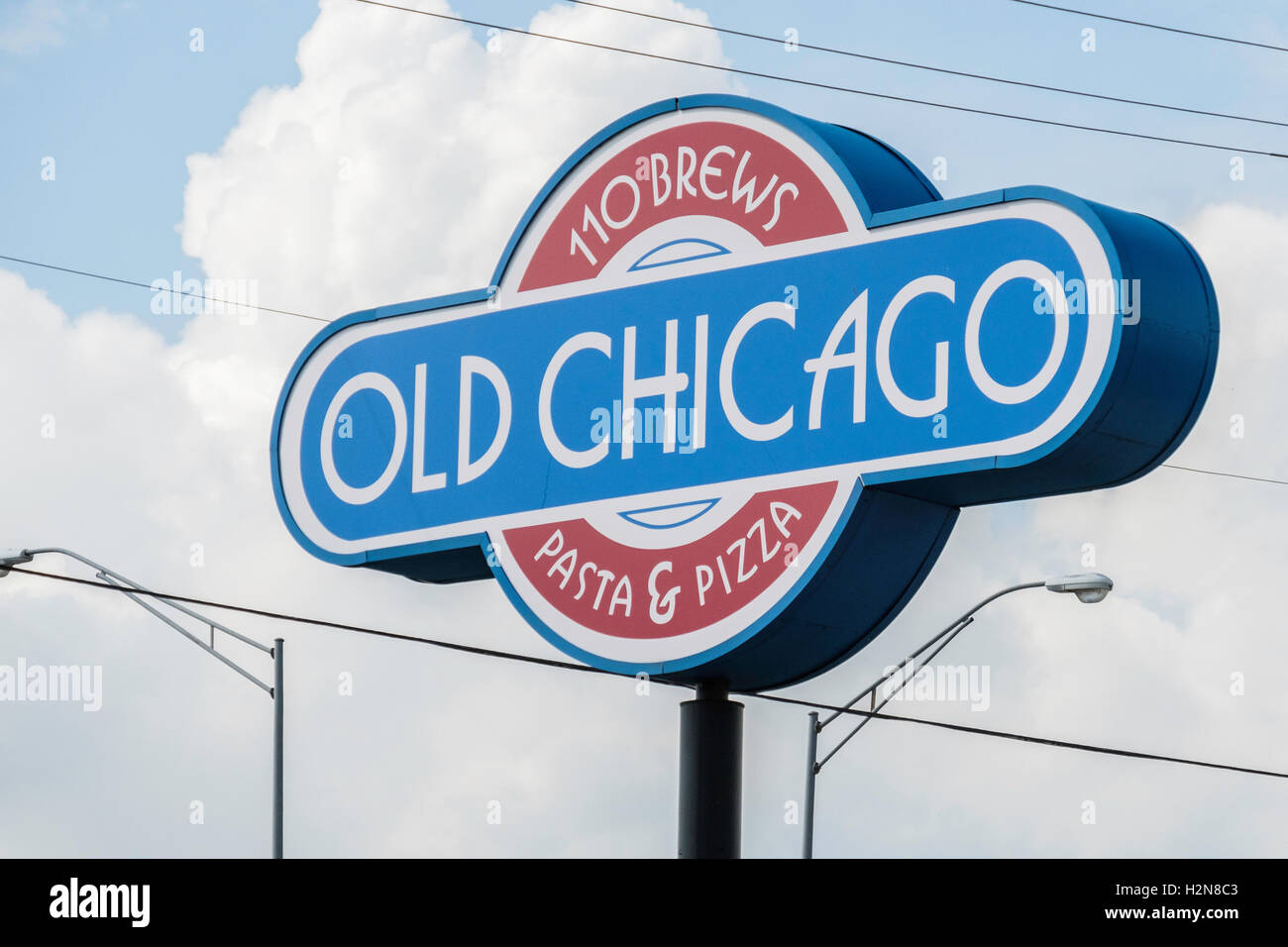 A pole sign advertising Old Chicago bar and restaurant 2125 SW 74th