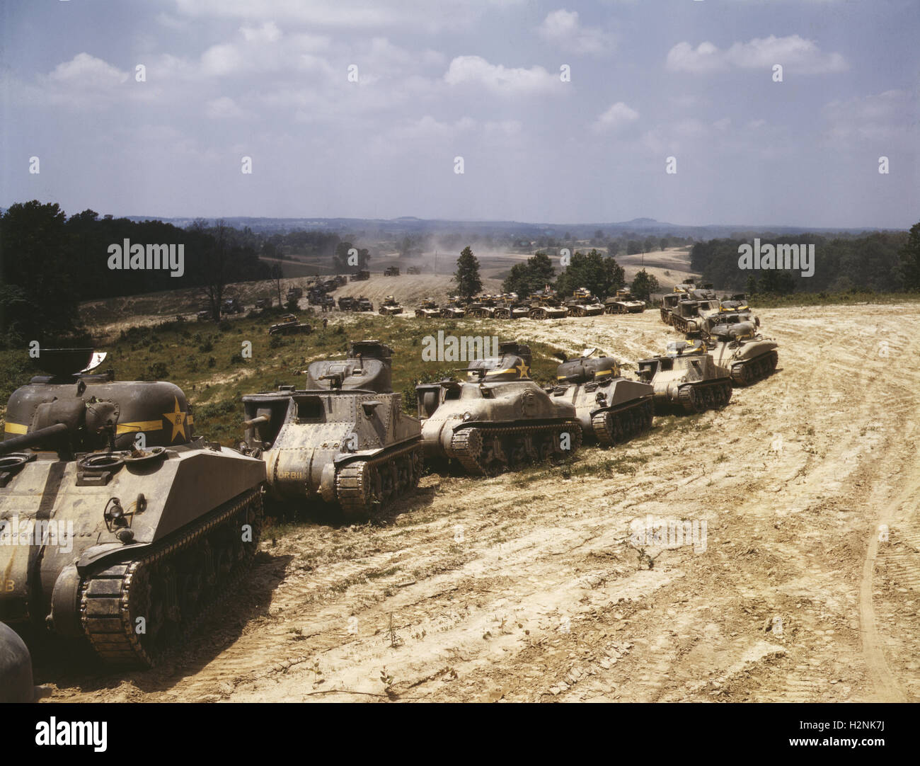 M-4 Tank Line, Fort Knox, Kentucky, USA, Alfred T. Palmer for Office of War Information, June 1942 Stock Photo