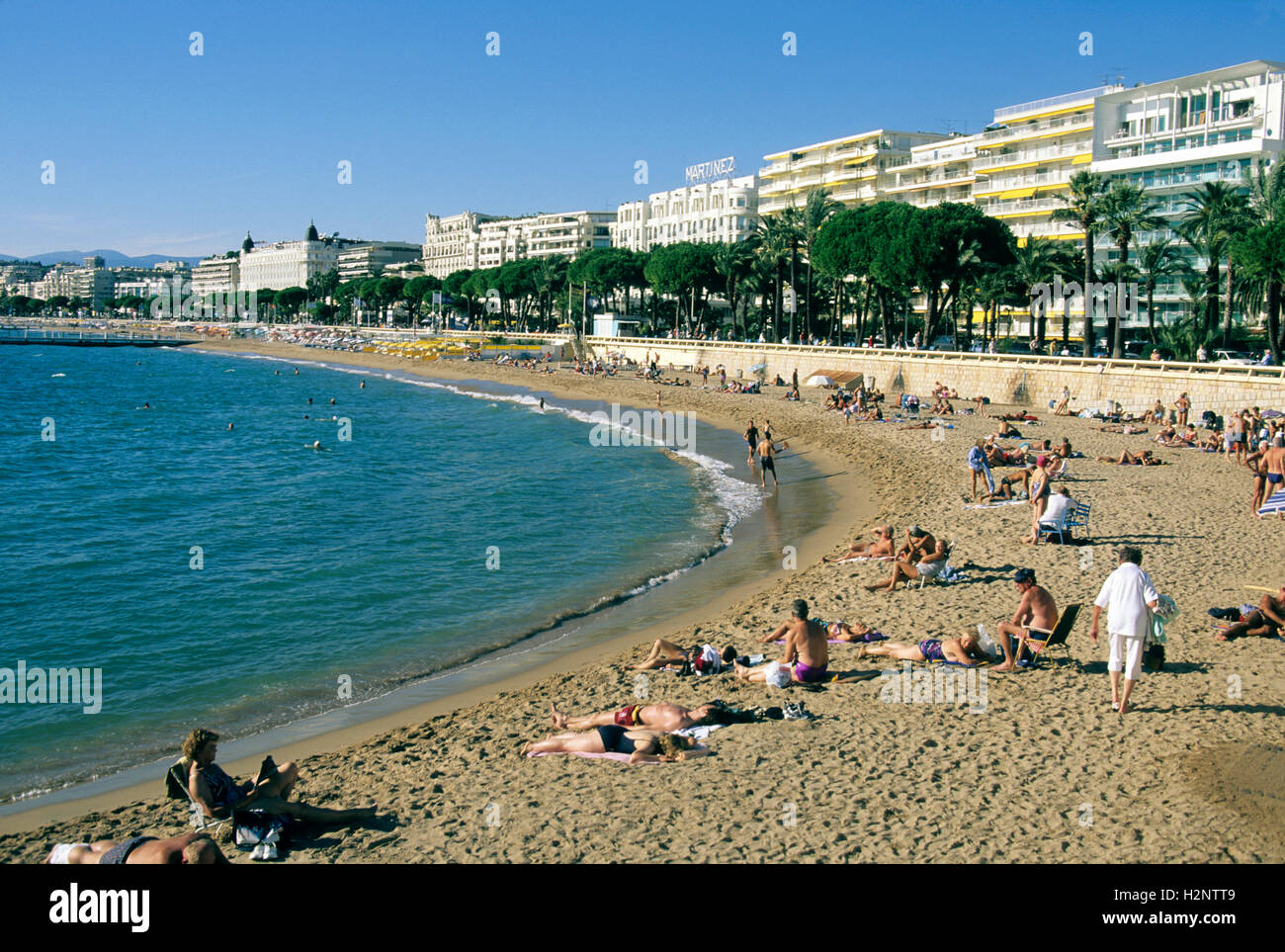 Cannes Shoreline Hi Res Stock Photography And Images Alamy