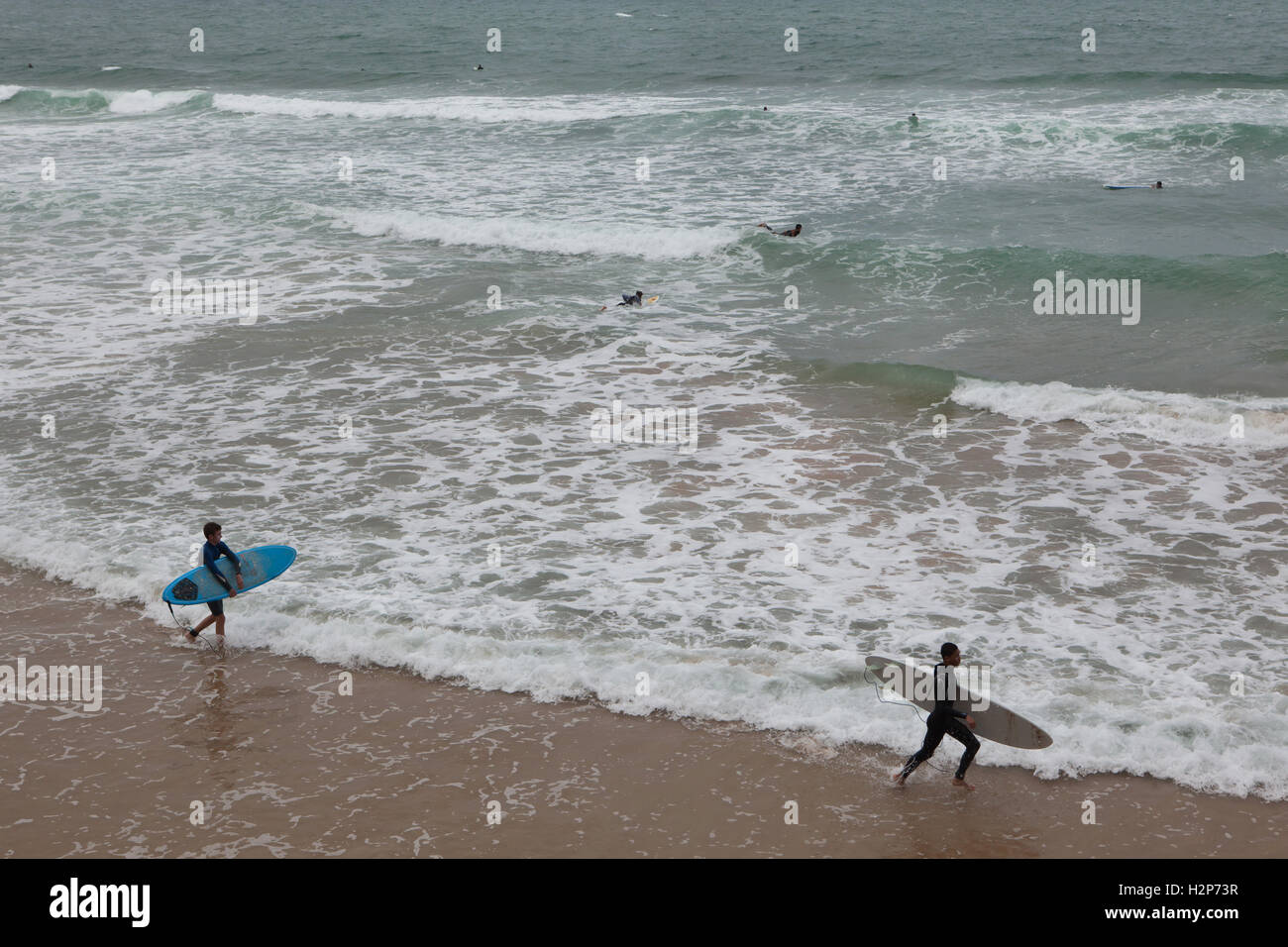 Biarritz surf surfer surfing hi-res stock photography and images - Alamy