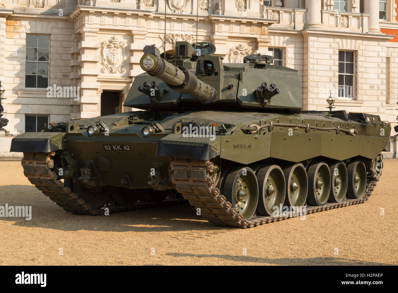 A British Challenger 2 tank in front of the Admiralty Extension, Horse Guards Parade, London, on Thursday, 15 September 2016. Stock Photo