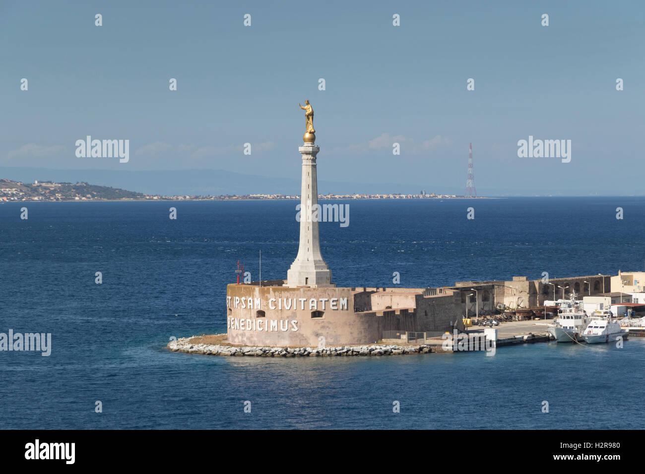 The golden statue 'Madonna della Lettera' at the entrance to Messina on