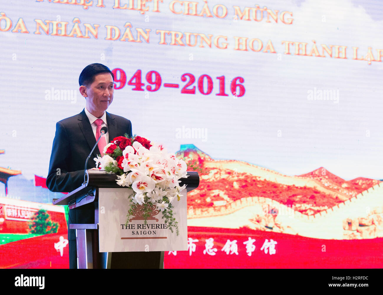 (161001) -- HO CHI MINH CITY, Oct. 1, 2016 (Xinhua) -- Vice Chairman of the Ho Chi Minh City People's Committee Tran Vinh Tuyen addresses a reception hosted by the Consulate General of China in Ho Chi Minh City, to celebrate the 67th anniversary of the founding of the People's Republic of China, Sept. 30, 2016. (Xinhua/Hoang Thi Huong)(cl) Stock Photo