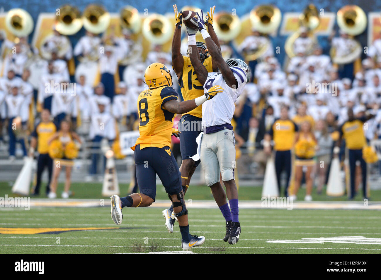 Morgantown, West Virginia, USA. 1st Oct, 2016. West Virginia Mountaineers cornerback RASUL DOUGLAS #13 out leaps Kansas State Wildcats wide receiver BYRON PRINGLE (9) to make a key interception during a game played at Mountaineer Field in Morgantown, WV. The pass fell incomplete. WVU came back to win 17-16 and move to 4-0 on the season. Credit:  Ken Inness/ZUMA Wire/Alamy Live News Stock Photo