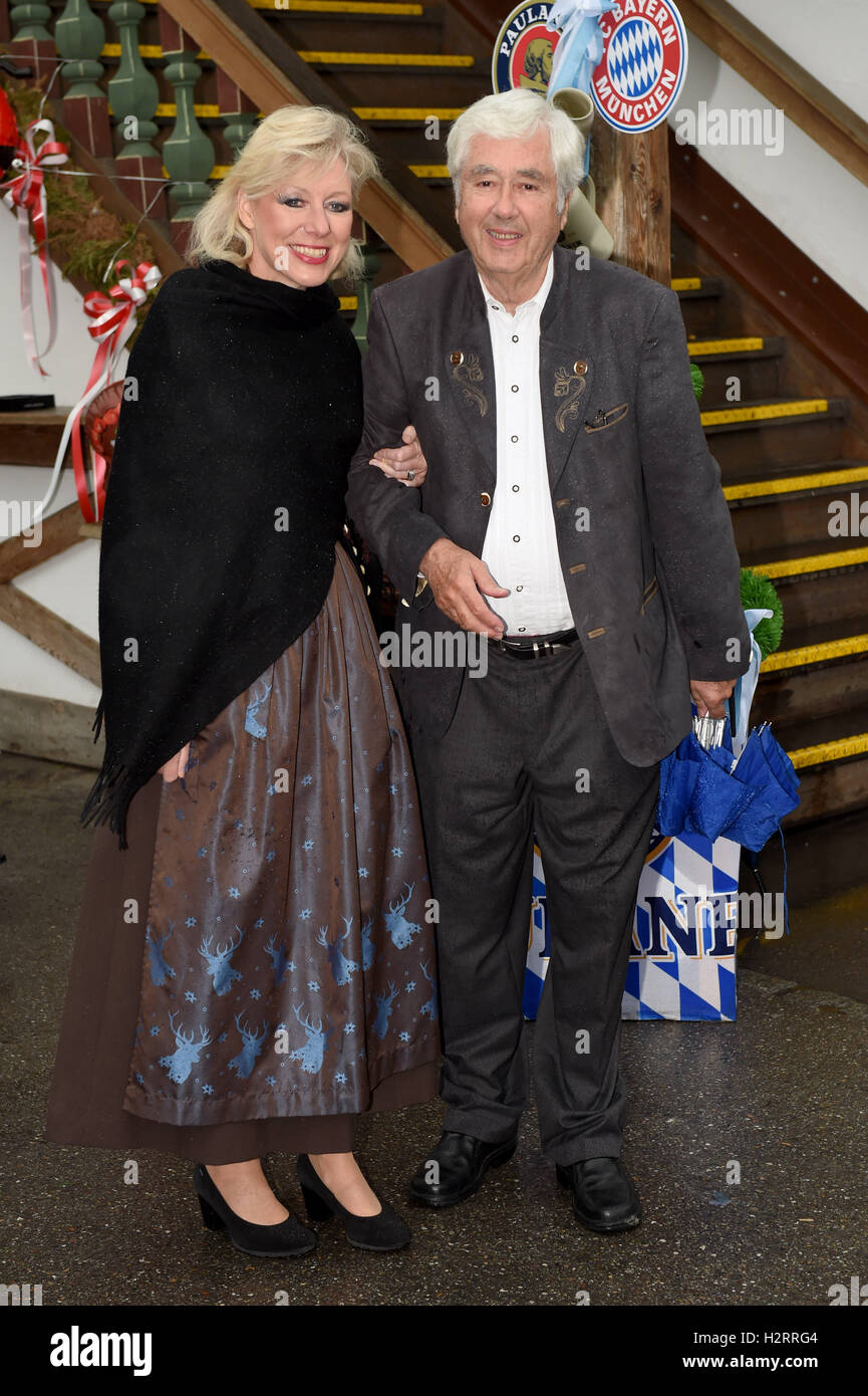 Munich, Germany. 02nd Oct, 2016. Bayern Vice President Fritz Scherer and  his wife Claudia can be seen in front of the Kaefer tent at the arrival for  the FC Bayern Oktoberfest at