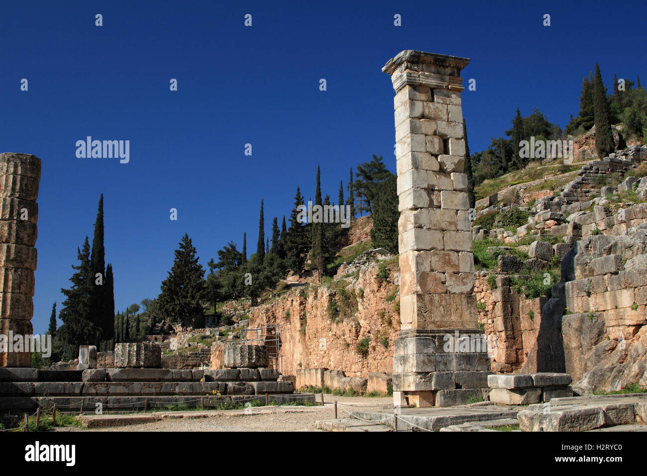 Ruins of Apollo temple in Delphi, Greece - archaeology background Stock ...