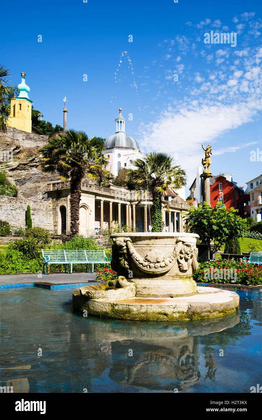 'A fountain over the Pantheon' in the Italianate village of Portmeirion, Gwynedd, North Wales, UK Stock Photo