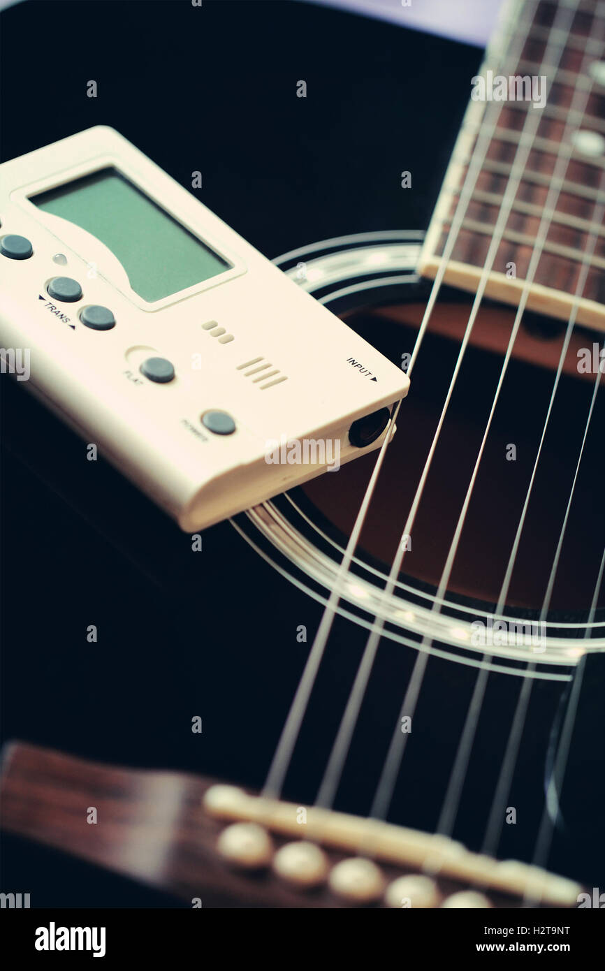 Best Guitar Tuner For Intonation The Most Accurate Tuners In 2022