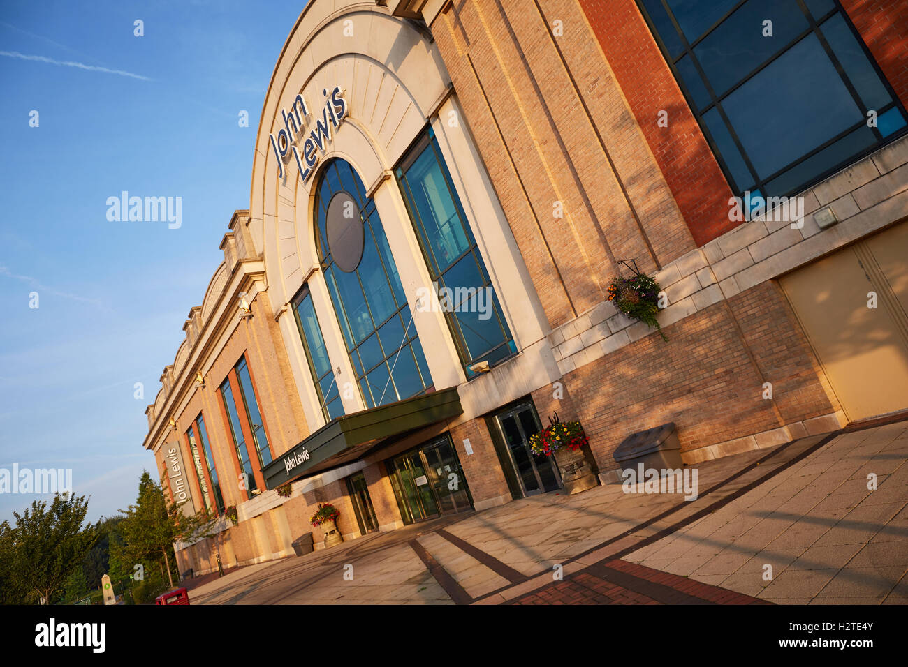 Trafford Centre Manchester Joh Lewis intu Trafford Centre large indoor