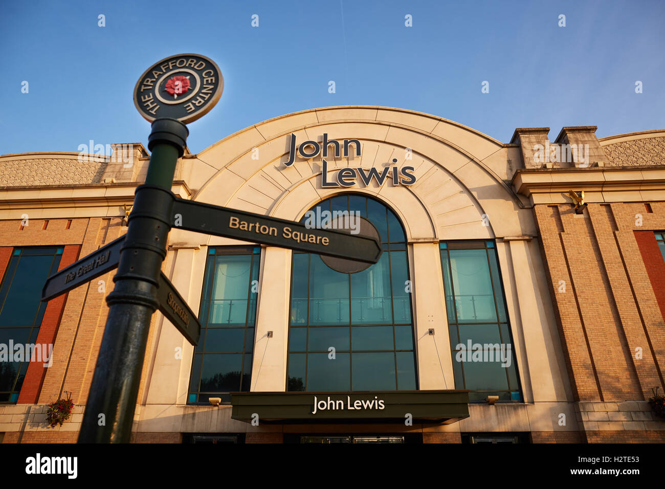 Trafford Centre Manchester Joh Lewis    intu Trafford Centre large indoor shopping centre leisure complex Sea Life Centres chain Stock Photo