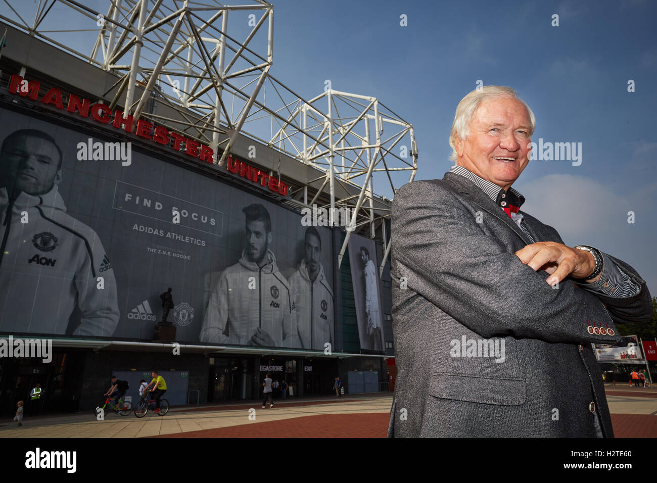 Ronald Ron Atkinson Old Trafford Manchester   Celebrity famous famed public figure star notoriety performance performing perform Stock Photo