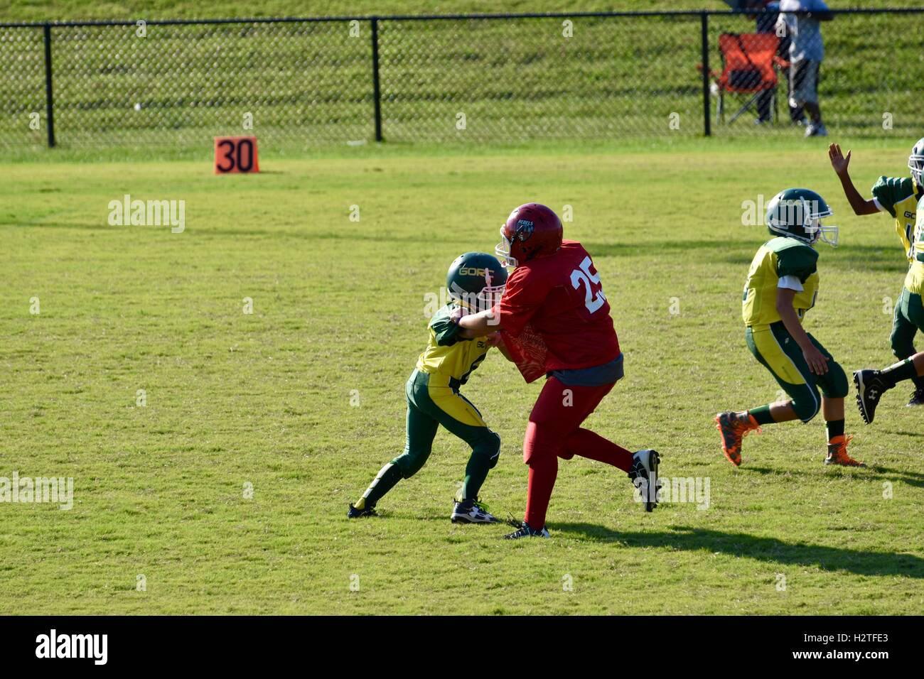 Youth football players Stock Photo Alamy
