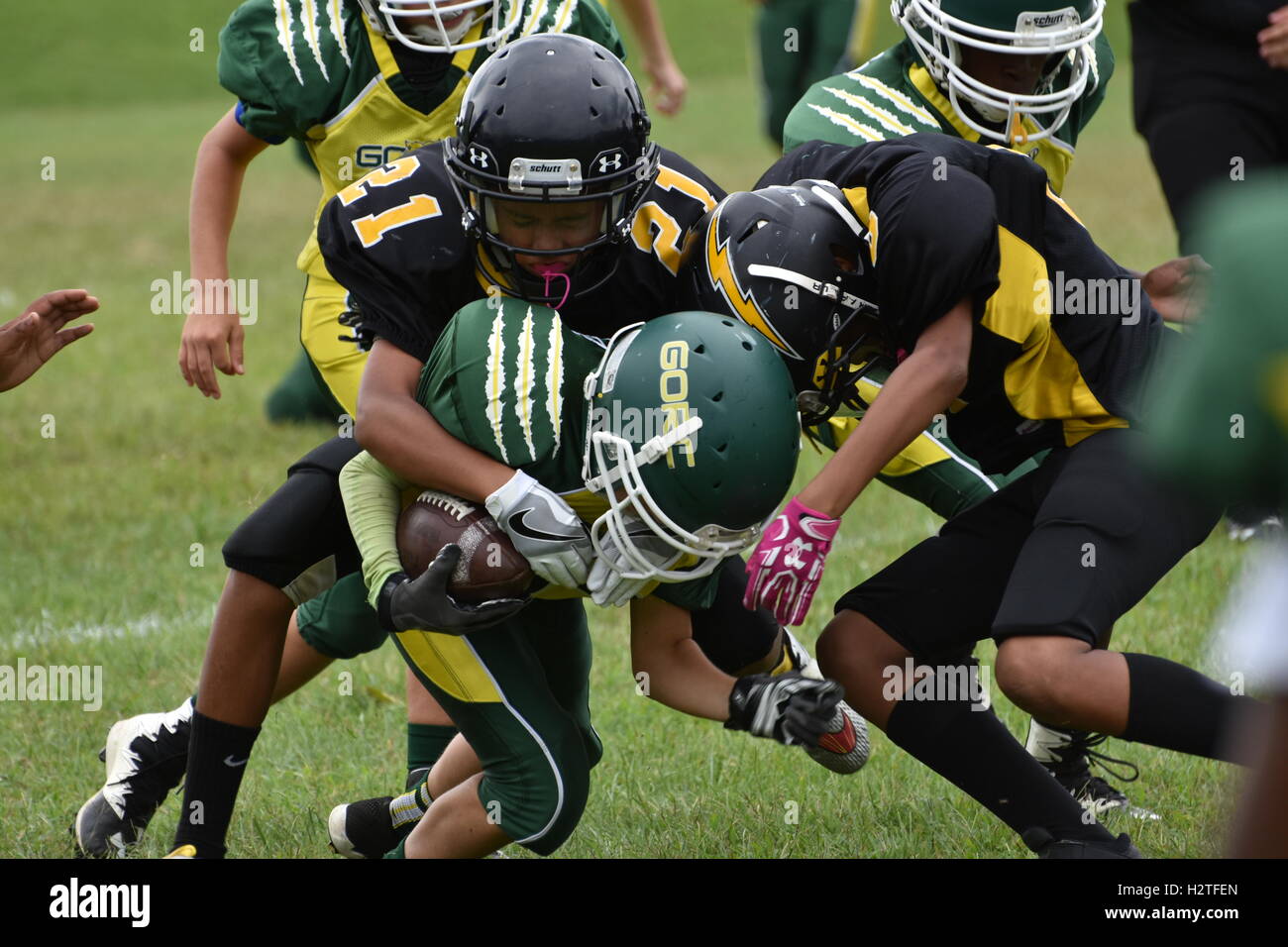 Youth football players Stock Photo Alamy
