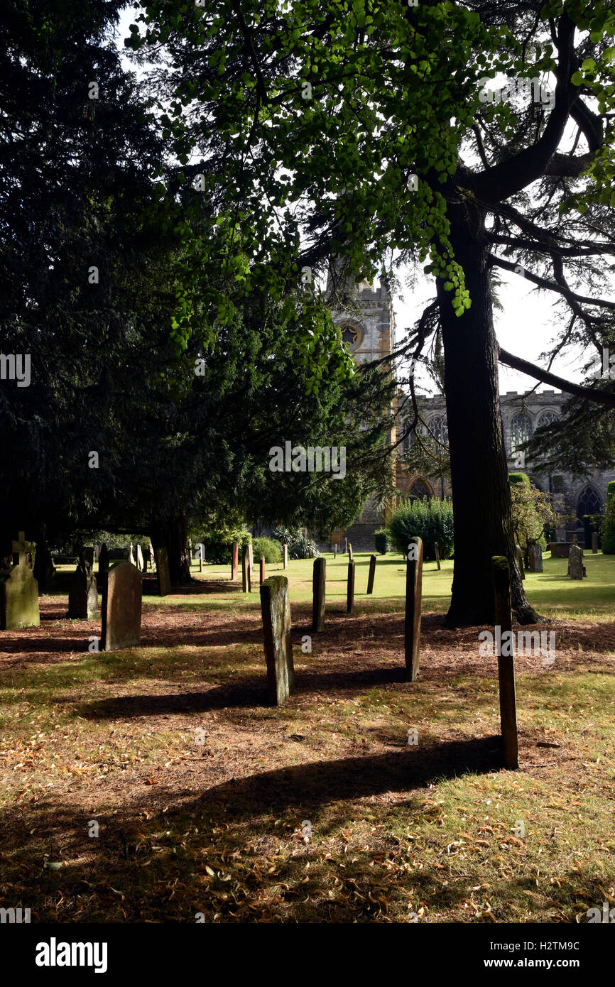 Cemetery and Holy Trinity Church Stratford upon Avon Stock Photo