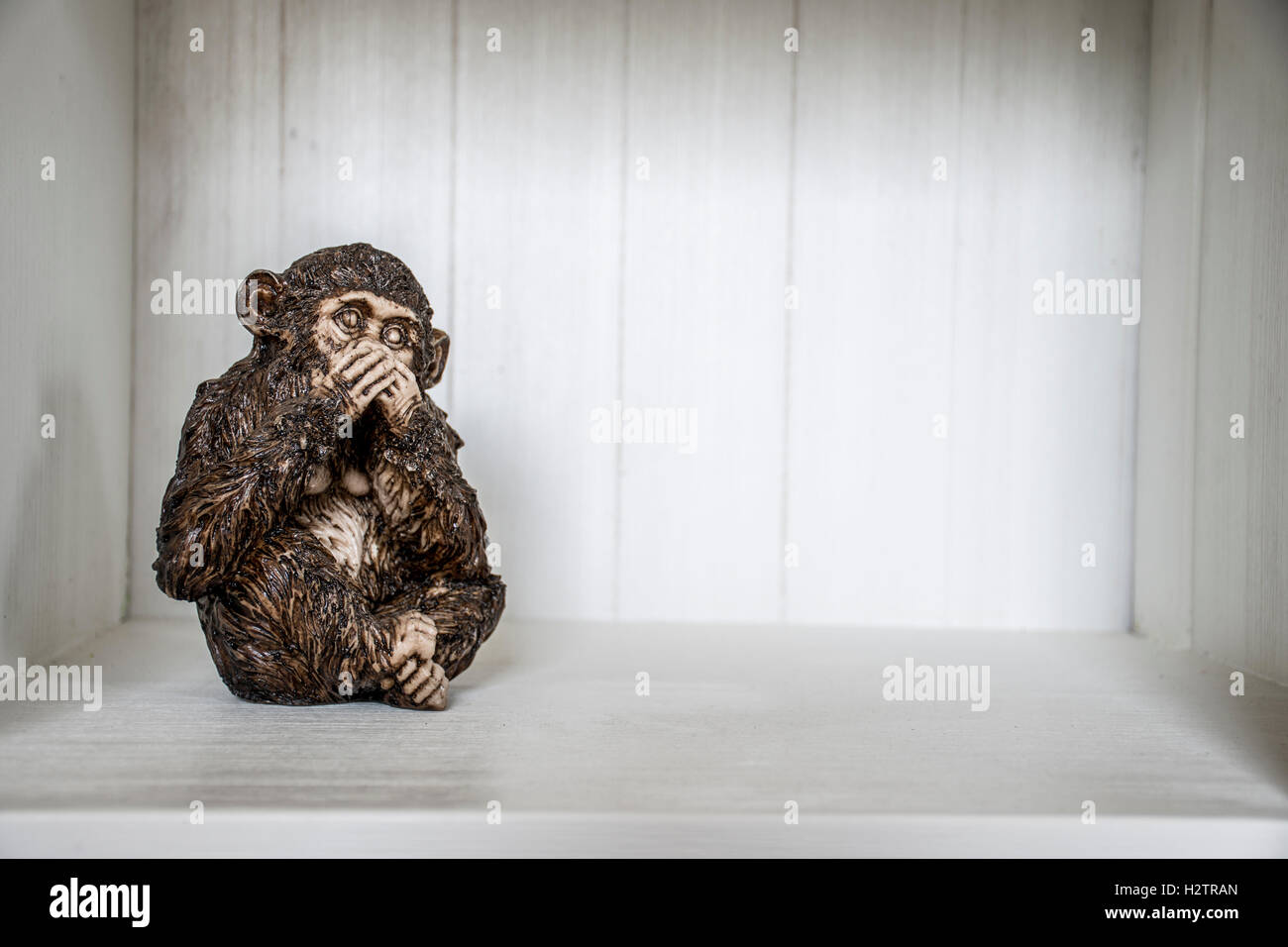The Three Monkeys Sculpture Hear Speak see in a Box 4 Stock Photo Alamy