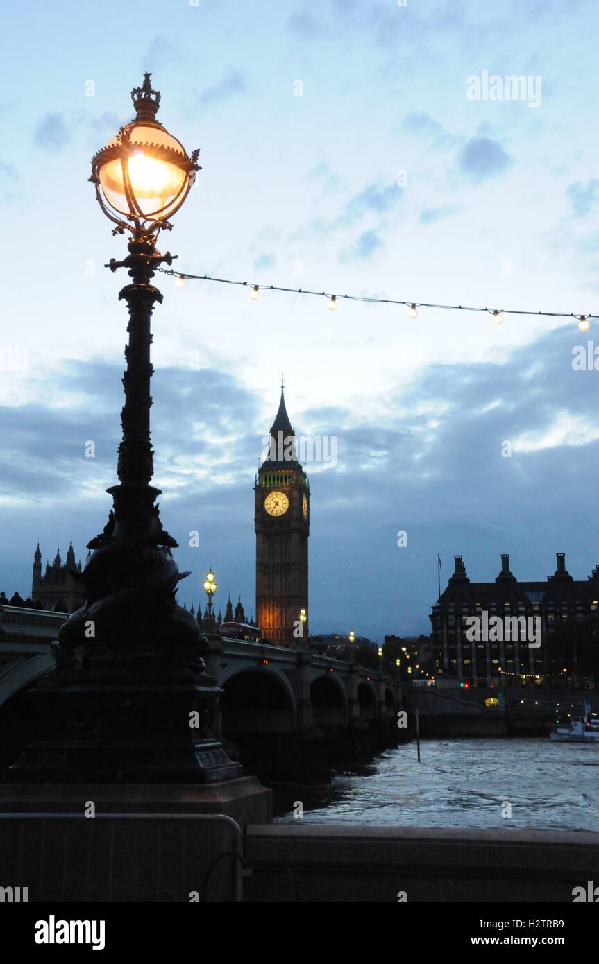 A view of Big Ben, from Queen's Walk, Southwark Stock Photo - Alamy