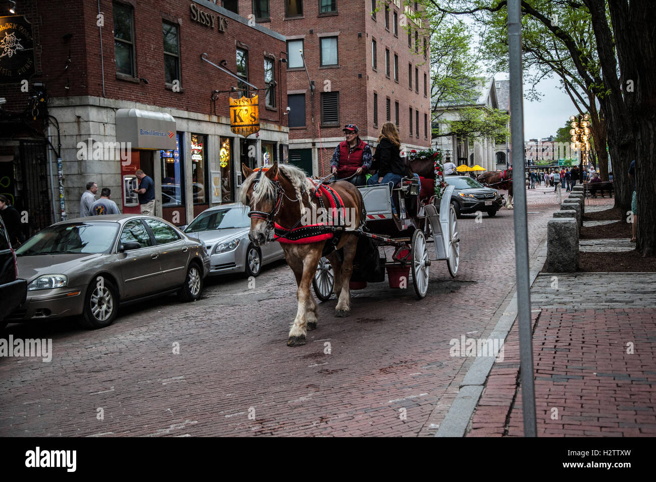 A horse-drawn carriage ride, Boston Stock Photo - Alamy