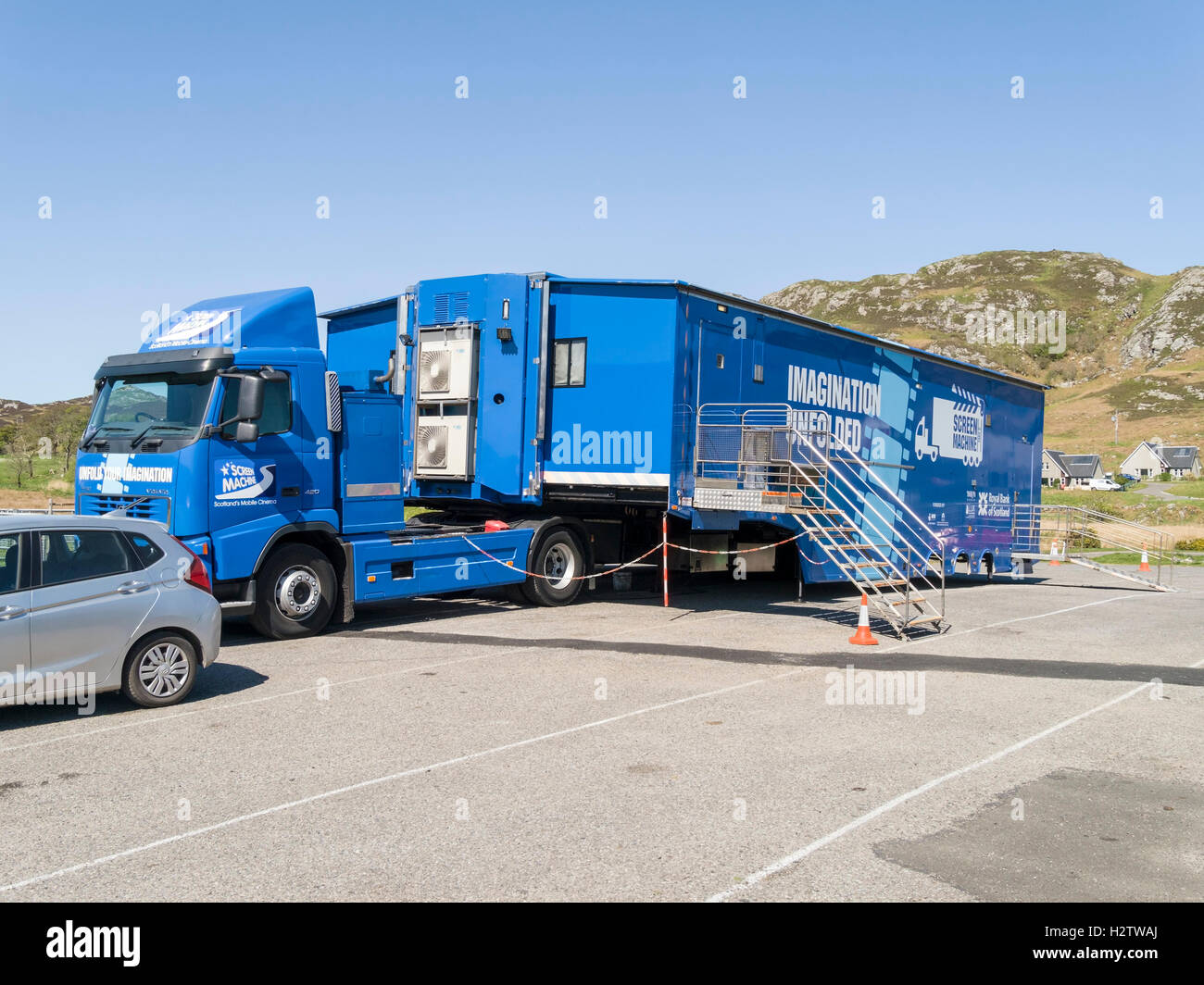 Mobile cinema hi-res stock photography and images - Alamy