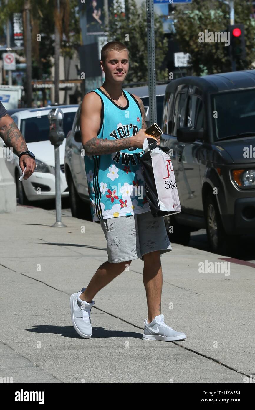 Justin Bieber arriving at Voda Spa in West Hollywood | Justin bieber style, Justin  bieber outfits, Justin bieber images