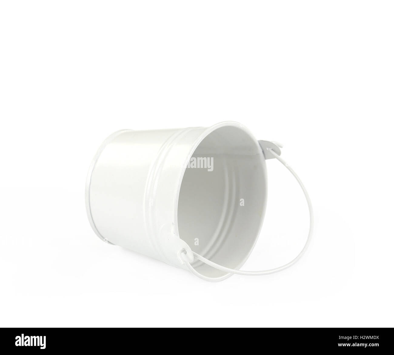 Galvanized metal tub hires stock photography and images Alamy