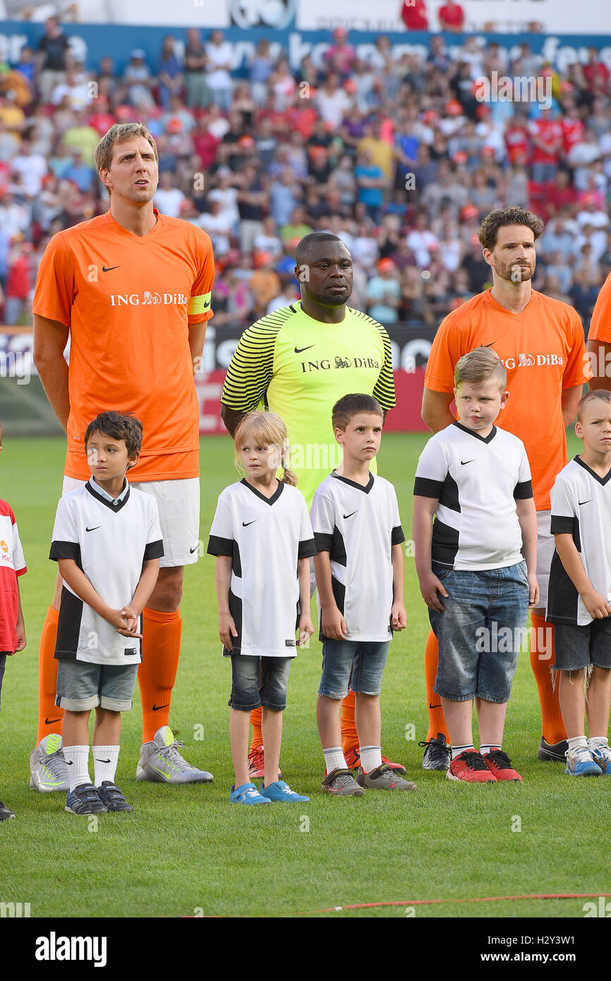 Champions for Charity in aid of Michael Schumacher foundation at Opel  Arena. Featuring: Dirk Nowitzki, Gerald Asamoah, Arne Friedrich Where: Mainz,  Germany When: 27 Jul 2016 Stock Photo - Alamy