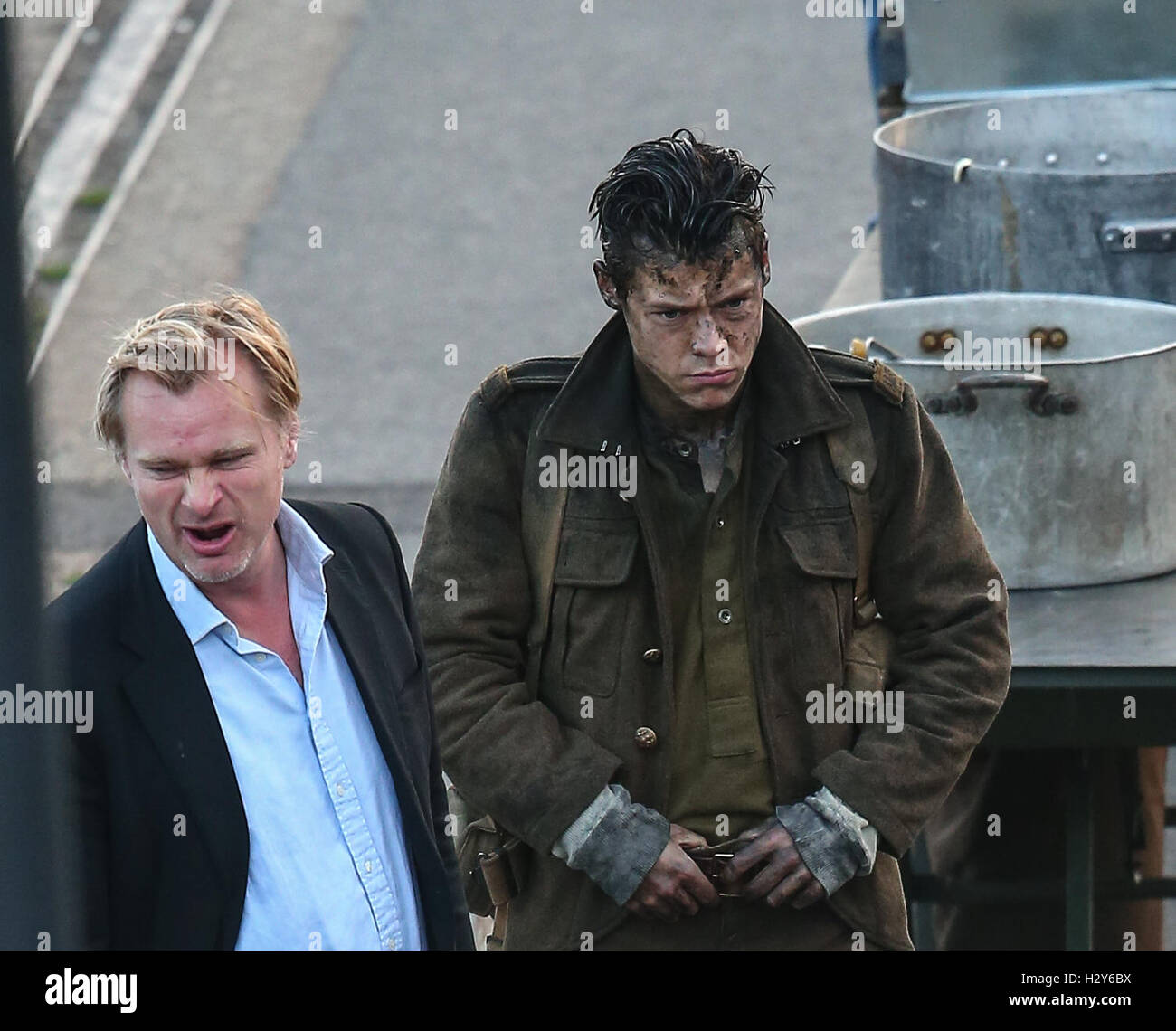 Christopher Nolan continues to film the movie "Dunkirk" in Weymouth  harbour. Featuring: Christopher Nolan, Harry Styles Where: Weymouth, United  Kingdom When: 28 Jul 2016 Stock Photo - Alamy