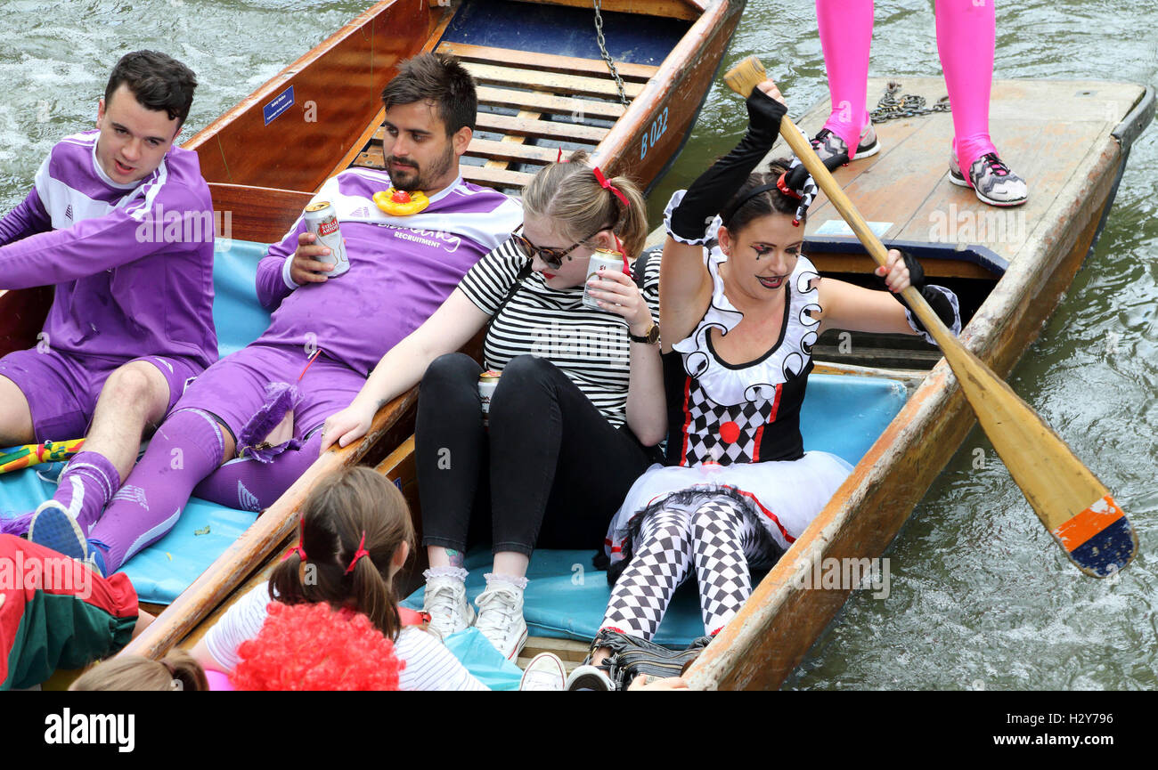 Fancy Dress' Punting on the River Cam in Cambridge  Featuring: Atmosphere Where: Cambridge, United Kingdom When: 29 Jul 2016 Stock Photo