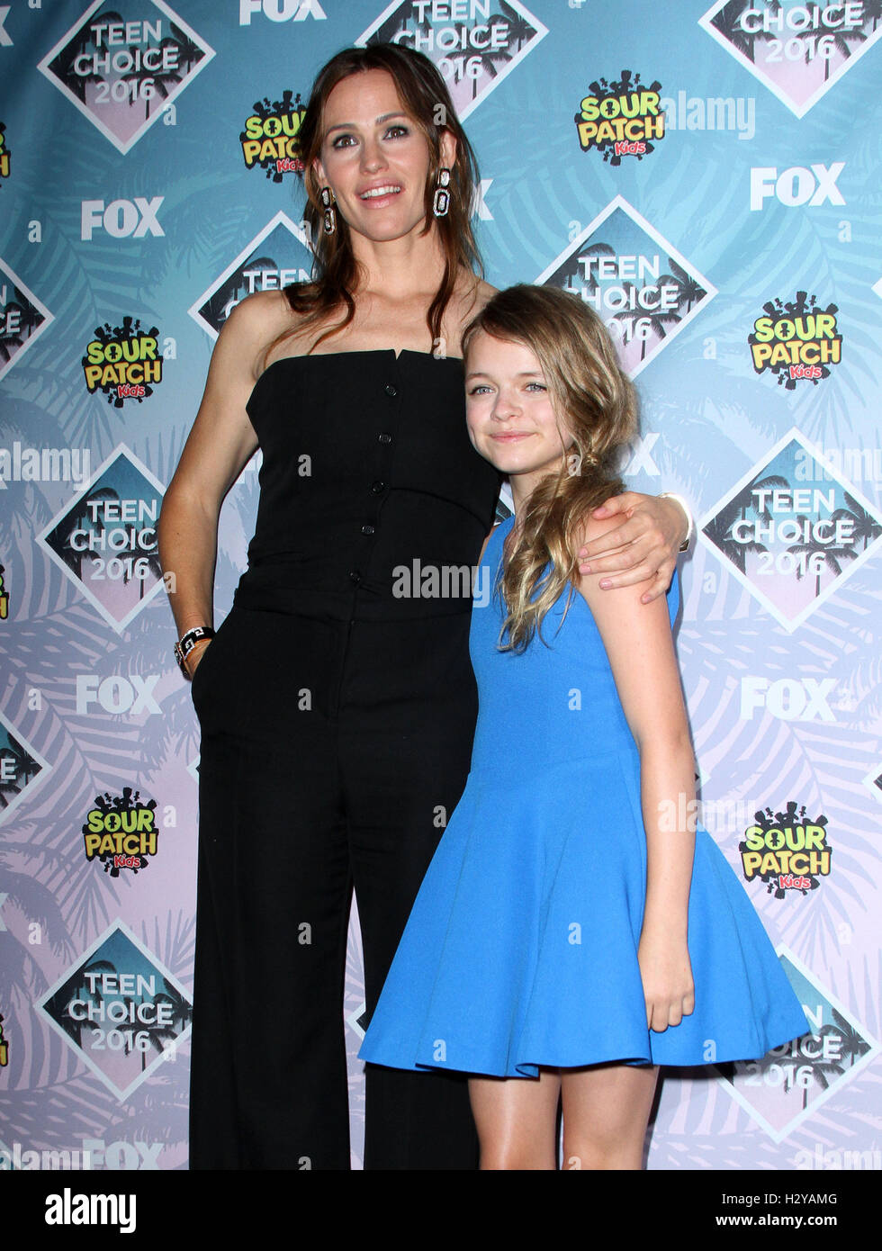 Teen Choice Awards 2016 Press Room held at The Forum Featuring: Jennifer  Garner, Kylie Rogers Where: Los Angeles, California, United States When: 01  Aug 2016 Stock Photo - Alamy