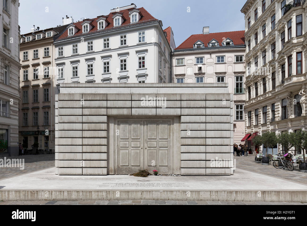 Memorial for the Austrian Jewish victims of the Shoah, by Rachel Whiteread, Judenplatz, Vienna, Austria Stock Photo