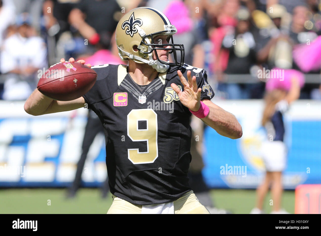 October 02, 2016 New Orleans Saints quarterback Drew Brees #9 prepares to  run onto the field before the NFL Football game between the New Orleans  Saints and the San Diego Chargers at