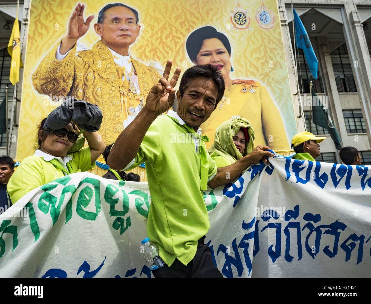 Bangkok Thailand 3rd Oct 2016 World Habitat Day Protesters