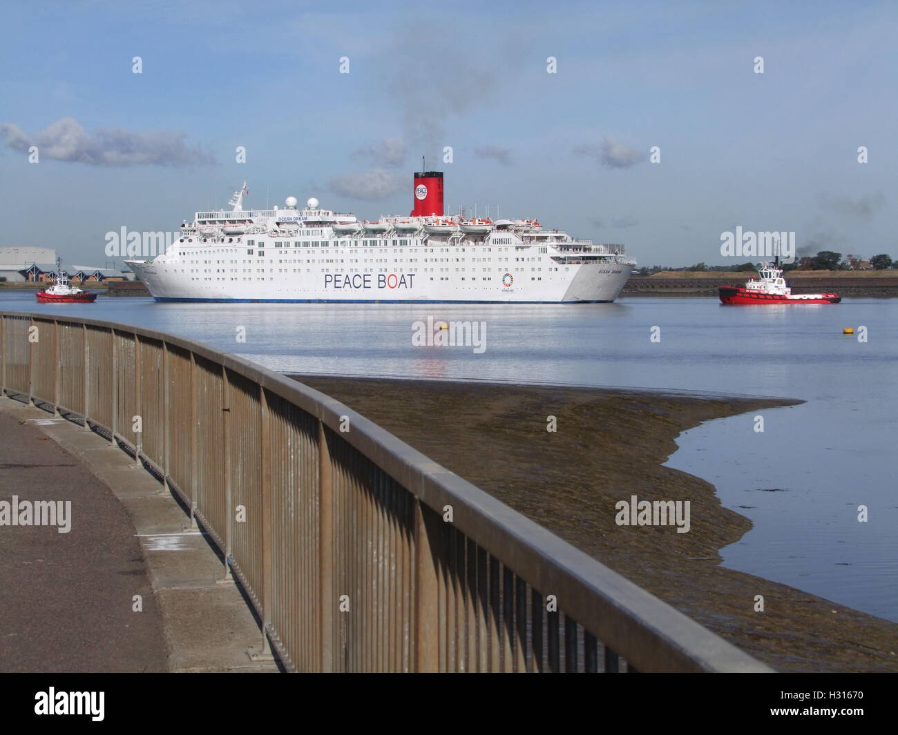 Tilbury dock, London, England. 3rd October 2016. 'Ocean Dream' cruise ship, the 'Peace Boat', arrives for a 2 day visit. Stock Photo