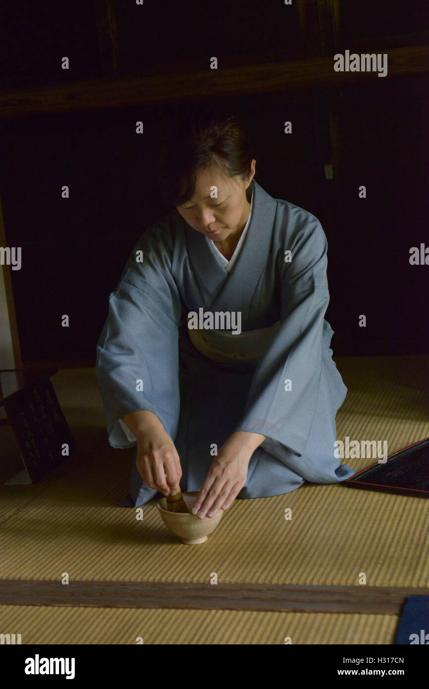 Hakone, Japan. 23rd July, 2014. A hostess at a Japanese tea ceremony