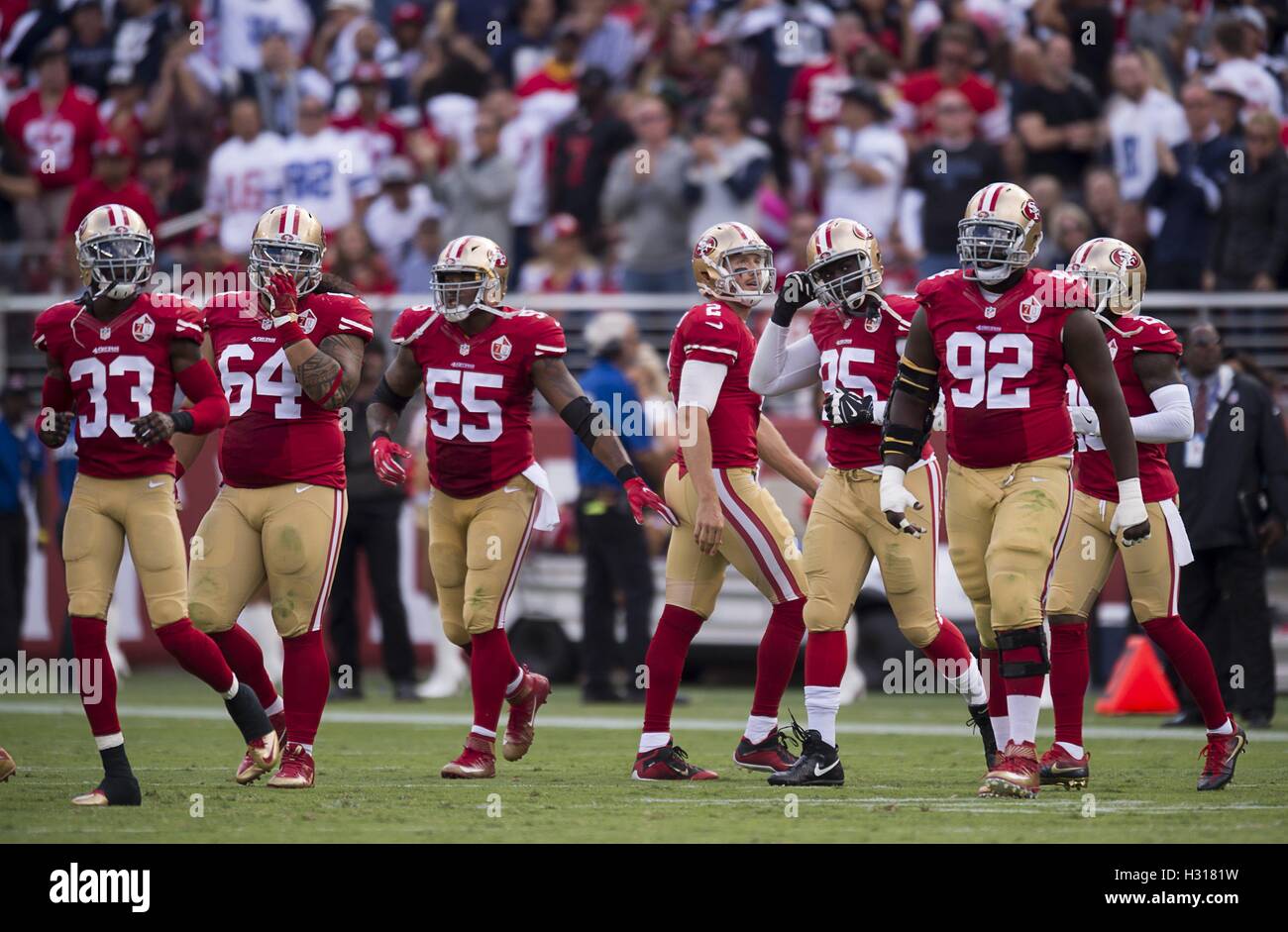 Santa Clara, California, USA. 2nd Oct, 2016. San Francisco 49ers quarterback Blaine Gabbert (2) looks at scoreboard after he was intercepted in the fourth quarter by Dallas Cowboys cornerback Morris Claiborne (24) during a game at Levi's Stadium on Sunday October 2, 2016 in Santa Clara, Calif. © Paul Kitagaki Jr/Sacramento Bee/ZUMA Wire/Alamy Live News Stock Photo