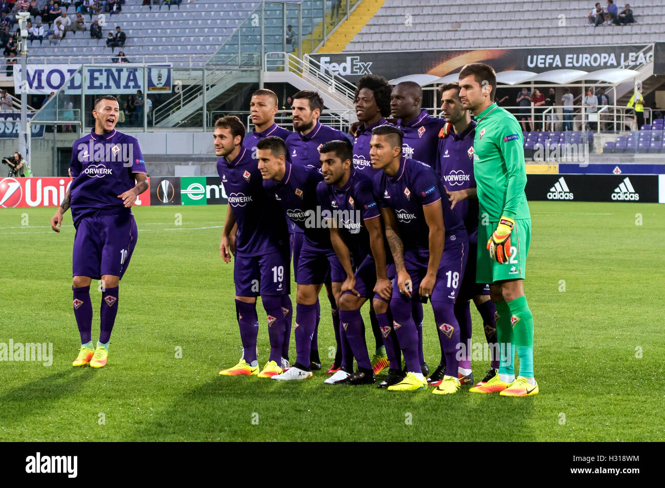 Firenze, Italy. 29th Sep, 2016. Fiorentina team group line-up Football/Soccer : UEFA Europa League Group J match between ACF Fiorentina 5-1 Qarabag FK at Stadio Artemio Franchi in Firenze, Italy . © Maurizio Borsari/AFLO/Alamy Live News Stock Photo